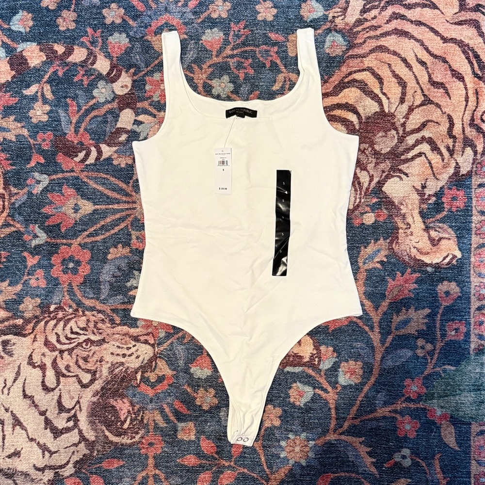 Banana Republic Cream Bodysuit with Black Accent